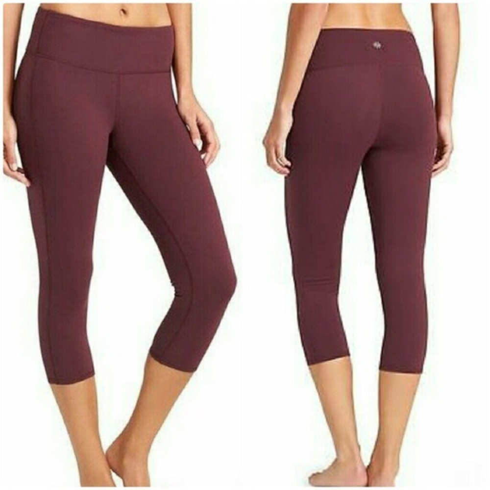 Athleta High Rise Chaturanga Capri